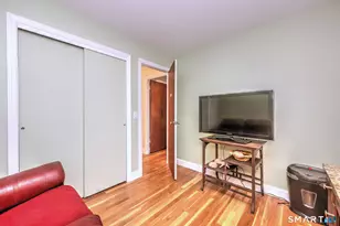 43 Prairie Ave, Derby, CT 06418 - Photo 32