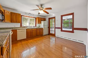 61 Alberta St, Waterbury, CT 06708 - Photo 4