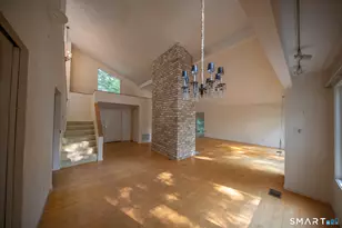 45 Trumbull Rd, Waterford, CT 06385 - Photo 6