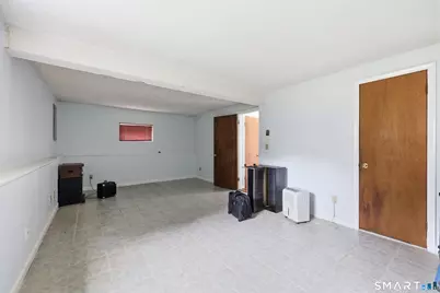 36 Lester Street, New London, CT 06320 - Photo 26