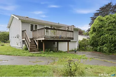 36 Lester Street, New London, CT 06320 - Photo 36