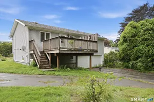 36 Lester St, New London, CT 06320 - Photo 36
