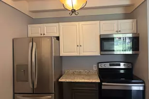 22 Prospect St, Manchester, CT 06040 - Photo 6