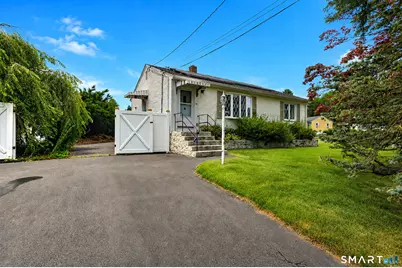 61 Northrop Road, West Haven, CT 06516 - Photo 1