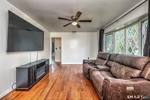 61 Northrop Rd, West Haven, CT 06516 - Photo 10