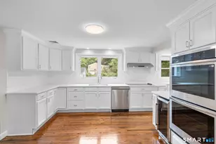 235 Treadwell St, Hamden, CT 06517 - Photo 18