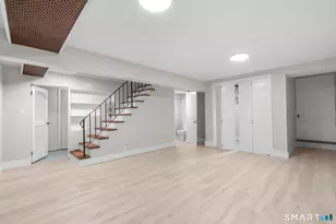 235 Treadwell St, Hamden, CT 06517 - Photo 32