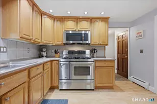 59 Partridge Hollow Rd, Ledyard, CT 06335 - Photo 8