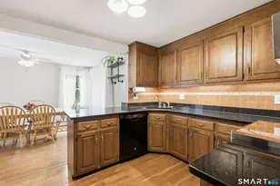 95 Yorktown Rd, Southington, CT 06489 - Photo 10
