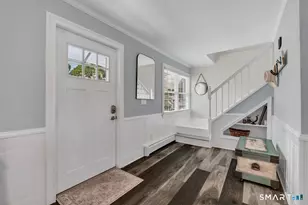 9 Phillip St, East Haven, CT 06512 - Photo 2