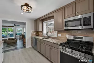 9 Phillip St, East Haven, CT 06512 - Photo 8