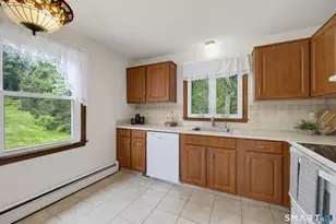 126 Baxter St, Tolland, CT 06084 - Photo 6