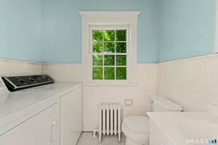 34 Downs Ave, Stamford, CT 06902 - Photo 22