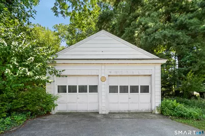 34 Downs Avenue, Stamford, CT 06902 - Photo 36