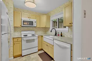 285 Queen St, Southington, CT 06489 - Photo 6
