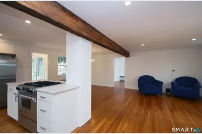 570 Westfield Avenue, Bridgeport, CT 06606 - Photo 14