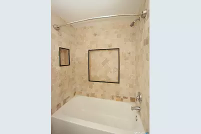 570 Westfield Avenue, Bridgeport, CT 06606 - Photo 30