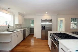 570 Westfield Ave, Bridgeport, CT 06606 - Photo 20