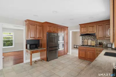 35 Forest Hills Drive, Farmington, CT 06032 - Photo 12