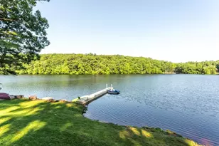 37 Sheldon Cir, Griswold, CT 06351 - Photo 2