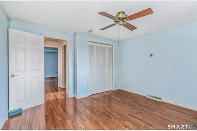 42 Sadler Street, Windsor Locks, CT 06096 - Photo 20