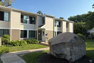 31 Olcott Way, Ridgefield, CT 06877 - Photo 2