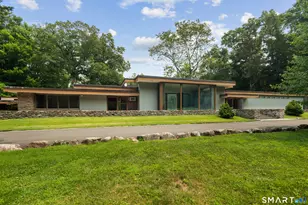 192 Cross Ridge Rd, New Canaan, CT 06840 - Photo 2