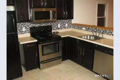 95 Highview Avenue #2, Stamford, CT 06907 - Photo 1