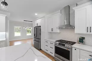 450 Bluff View Dr, Guilford, CT 06437 - Photo 8