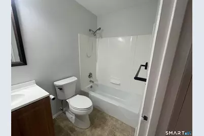 G3 Bradley Circle Circle, Enfield, CT 06082 - Photo 16
