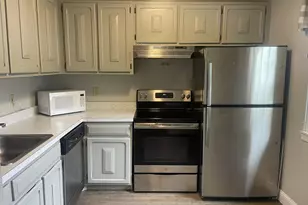 G3 Bradley Circle Circle, Enfield, CT 06082 - Photo 4