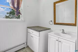 33 Fuller St, Naugatuck, CT 06770 - Photo 20