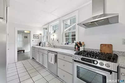 124 Main Street, East Hampton, CT 06424 - Photo 8