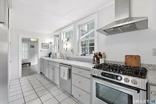 124 Main St, East Hampton, CT 06424 - Photo 8