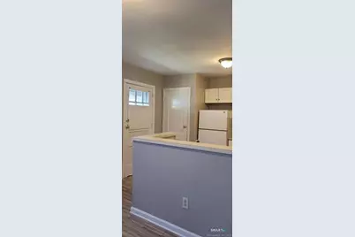 125 Alexander Drive, Bridgeport, CT 06606 - Photo 6
