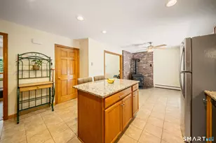 231 Crestwood Dr, Naugatuck, CT 06770 - Photo 6