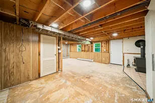 231 Crestwood Dr, Naugatuck, CT 06770 - Photo 34