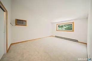 231 Crestwood Dr, Naugatuck, CT 06770 - Photo 20