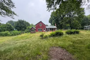 36 Sandy Hollow Dr, Waterford, CT 06385 - Photo 18