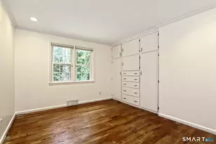 110 Roger White Dr, New Haven, CT 06511 - Photo 6