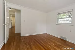 110 Roger White Dr, New Haven, CT 06511 - Photo 10