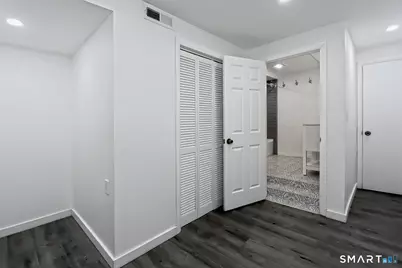 110 Roger White Drive, New Haven, CT 06511 - Photo 20