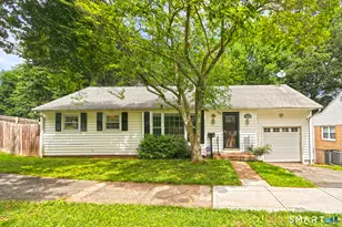 110 Roger White Dr, New Haven, CT 06511 - Photo 1