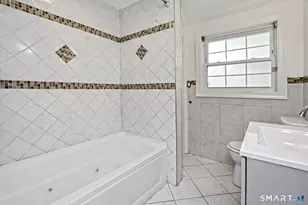 110 Roger White Dr, New Haven, CT 06511 - Photo 18