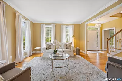 2 Ellsworth Place, Avon, CT 06001 - Photo 8