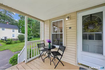 10 Middle Lane, Simsbury, CT 06070 - Photo 2