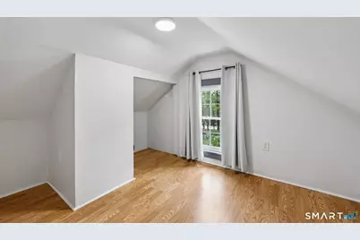 10 Middle Lane, Simsbury, CT 06070 - Photo 20