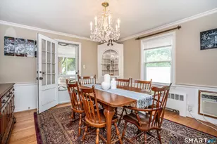2425 Albany Ave, West Hartford, CT 06117 - Photo 10