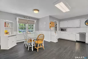 34 River Rd, North Haven, CT 06473 - Photo 10