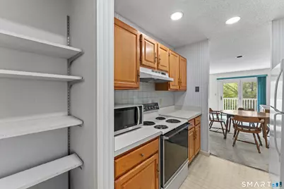 675 Newfield Street #9, Middletown, CT 06457 - Photo 6